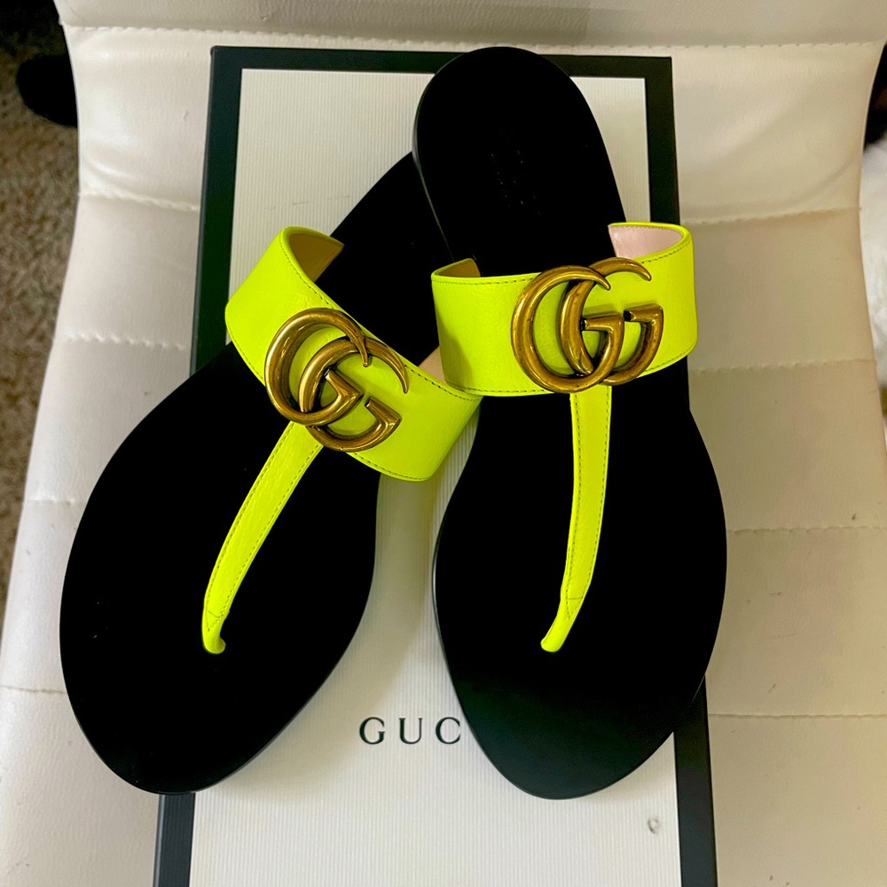 Gucci thong sandals
